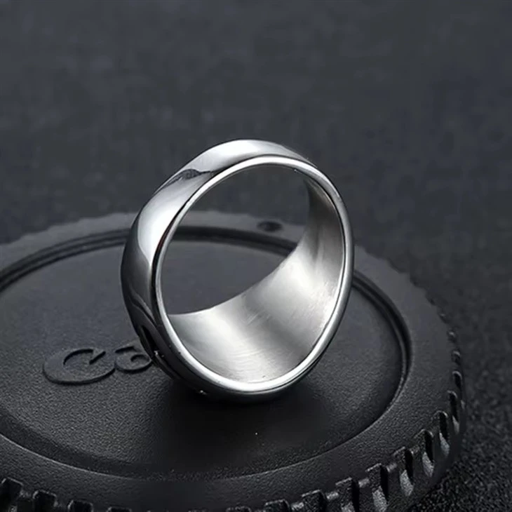 Custom US Dollar Rings For Men With Engraved Logo Custom US Dollar Rings For Men With Engraved Logo